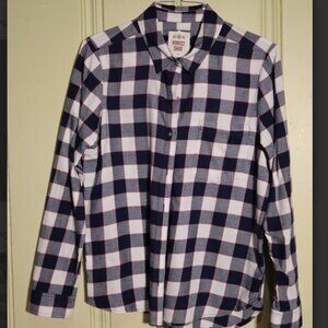 SO- Perfect Shirt Women's Black and White Plaid Button Down Shirt